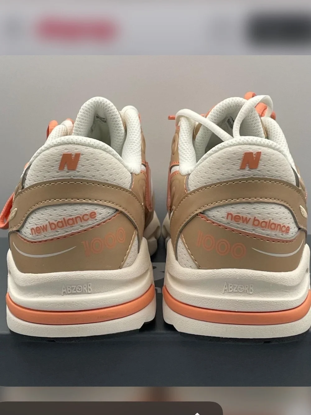 New Balance 1000
